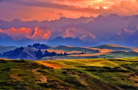 天山天池 江布拉克 木鄯公路 库木塔格沙漠 火焰山 坎儿井 葡萄园3365BET_365服务平台_365bet官网体育投注